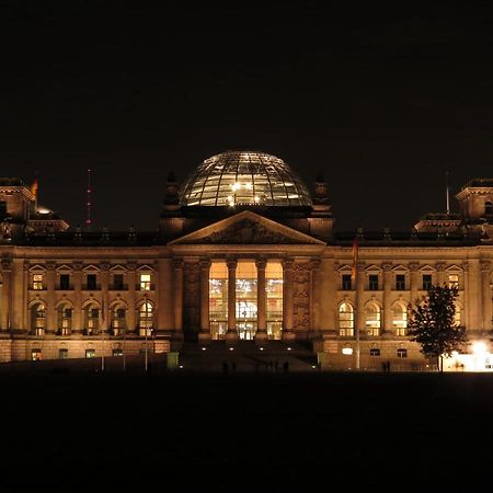 Apartment&Rooms Near Brandenburg Gate Berlin Kültér fotó